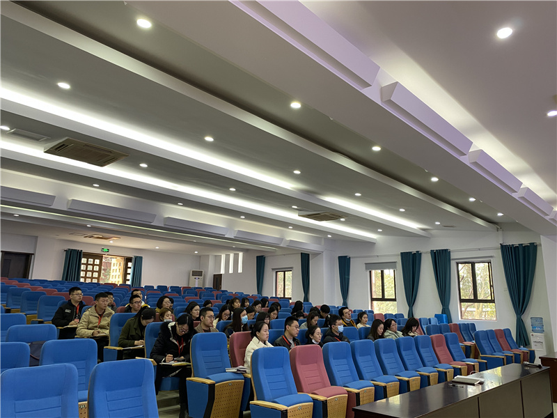 学员.jpg